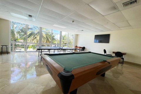 Condominio en alquiler en Miami, Florida, 2 dormitorios, 85.19 m2 № 1356710 - foto 5