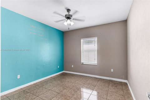 Casa en venta en Homestead, Florida, 5 dormitorios, 304.35 m2 № 866573 - foto 28