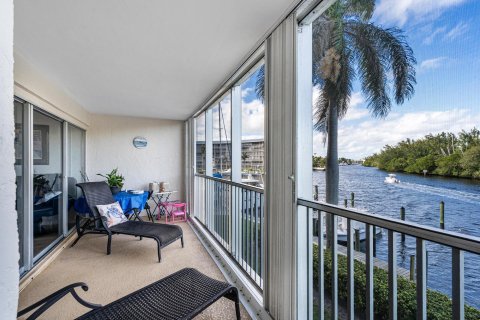 Condo in Deerfield Beach, Florida, 2 bedrooms  № 1007490 - photo 29