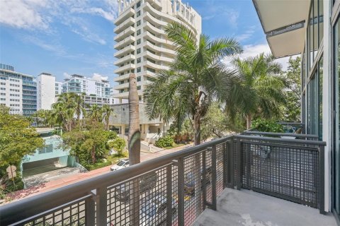 Copropriété à vendre à Miami Beach, Floride: 2 chambres, 157.93 m2 № 1293133 - photo 30