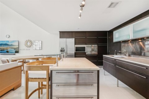 Copropriété à vendre à Miami Beach, Floride: 2 chambres, 157.93 m2 № 1293133 - photo 11