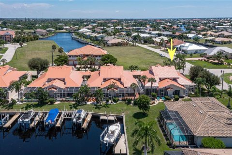 Villa ou maison à vendre à Punta Gorda, Floride: 2 chambres, 174.38 m2 № 1326695 - photo 8