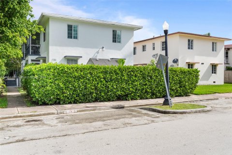 Copropriété à vendre à Miami Beach, Floride: 2 chambres, 74.32 m2 № 1345033 - photo 10