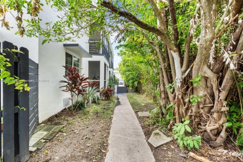 Copropriété à vendre à Miami Beach, Floride: 2 chambres, 74.32 m2 № 1345033 - photo 17