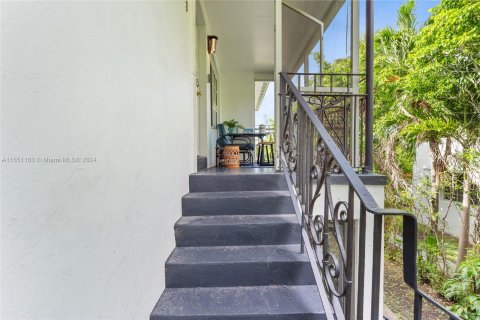 Copropriété à vendre à Miami Beach, Floride: 2 chambres, 74.32 m2 № 1345033 - photo 12