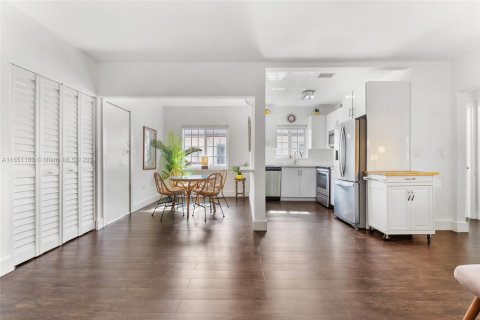 Copropriété à vendre à Miami Beach, Floride: 2 chambres, 74.32 m2 № 1345033 - photo 22