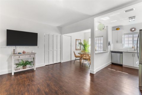 Copropriété à vendre à Miami Beach, Floride: 2 chambres, 74.32 m2 № 1345033 - photo 27