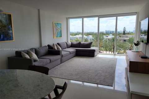 Copropriété à louer à Bal Harbour, Floride: 1 chambre, 83.24 m2 № 1355202 - photo 8