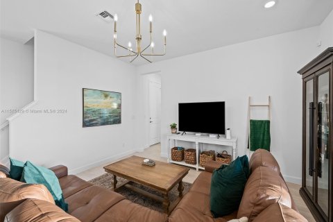 Casa en venta en Loxahatchee Groves, Florida, 5 dormitorios, 311.87 m2 № 1145552 - foto 11