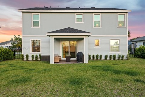 Купить виллу или дом в Локсахатчи-Гроувс, Флорида 5 спален, 311.87м2, № 1145552 - фото 23