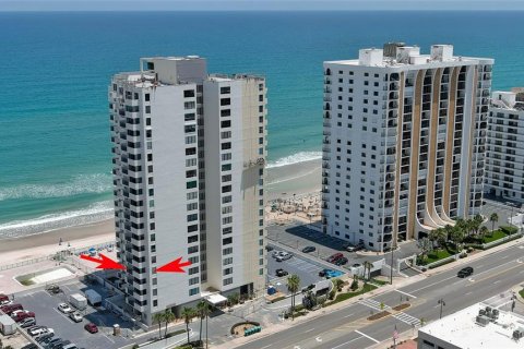 Condominio en venta en Daytona Beach, Florida, 2 dormitorios, 98.66 m2 № 1414921 - foto 1