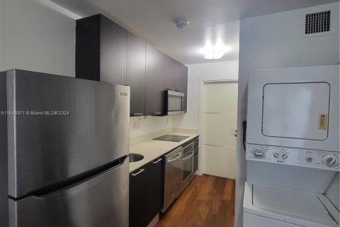 Condominio en venta en Miami Beach, Florida, 1 dormitorio, 40.51 m2 № 1332031 - foto 6