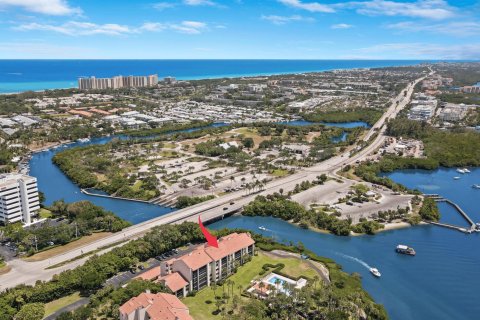 Condominio en venta en Jupiter, Florida, 2 dormitorios, 133.87 m2 № 1147026 - foto 1