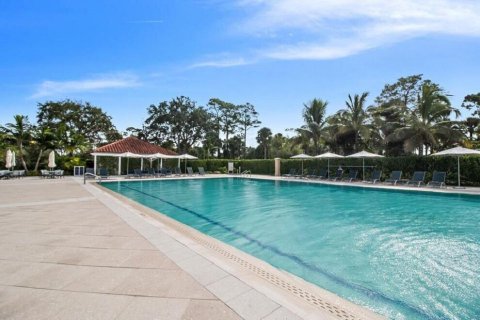 Villa ou maison à vendre à West Palm Beach, Floride: 4 chambres, 375.6 m2 № 1100189 - photo 2