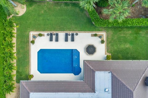 Casa en venta en West Palm Beach, Florida, 4 dormitorios, 375.6 m2 № 1100189 - foto 16