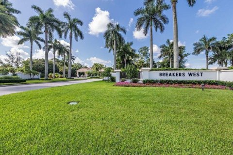 Casa en venta en West Palm Beach, Florida, 4 dormitorios, 375.6 m2 № 1100189 - foto 8