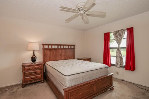 Condo in Vero Beach, Florida, 2 bedrooms  № 1179490 - photo 17