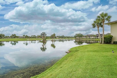 Copropriété à vendre à Vero Beach, Floride: 2 chambres, 110.37 m2 № 1179490 - photo 1