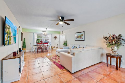 Condominio en venta en Palm Beach Gardens, Florida, 2 dormitorios, 107.95 m2 № 1152136 - foto 24