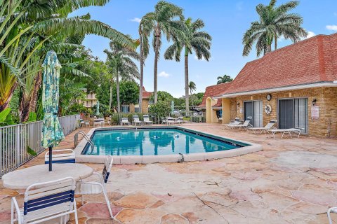 Condominio en venta en Palm Beach Gardens, Florida, 2 dormitorios, 107.95 m2 № 1152136 - foto 11