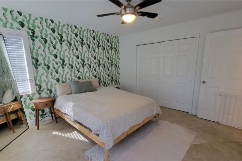 Купить виллу или дом в Окленд-Парк, Флорида 3 спальни, № 1013532 - фото 22
