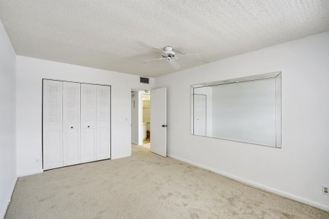 Copropriété à vendre à Boca Raton, Floride: 2 chambres, 79.99 m2 № 1179751 - photo 15