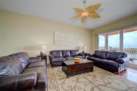 Condo in Clearwater, Florida, 3 bedrooms  № 250306 - photo 16