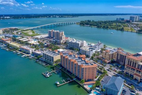 Copropriété à louer à Clearwater, Floride: 3 chambres, 167.5 m2 № 250306 - photo 5