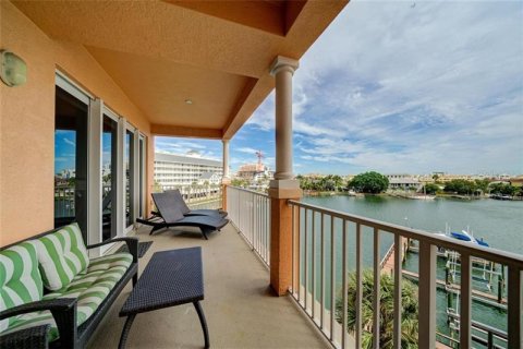 Copropriété à louer à Clearwater, Floride: 3 chambres, 167.5 m2 № 250306 - photo 9