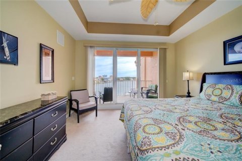 Condo in Clearwater, Florida, 3 bedrooms  № 250306 - photo 18