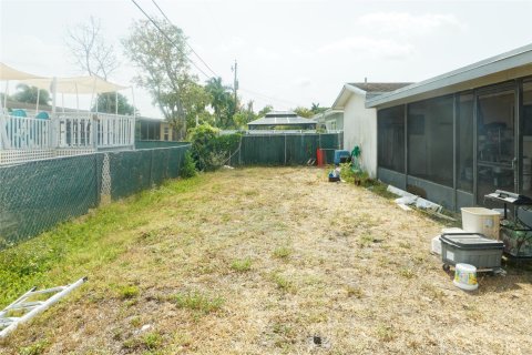 Villa ou maison à vendre à Sunrise, Floride: 4 chambres, 159.14 m2 № 1177194 - photo 4