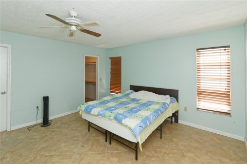 House in Sunrise, Florida 4 bedrooms, 159.14 sq.m. № 1177194 - photo 20