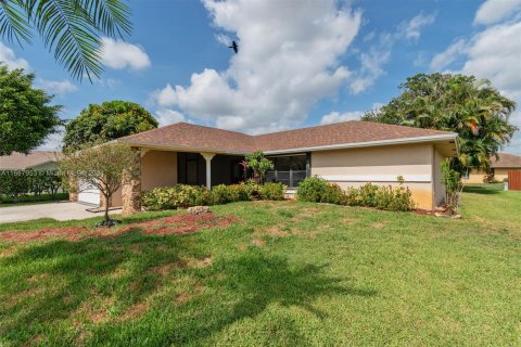 Villa ou maison à vendre à Lake Worth, Floride: 3 chambres, 135.27 m2 № 1388152 - photo 2