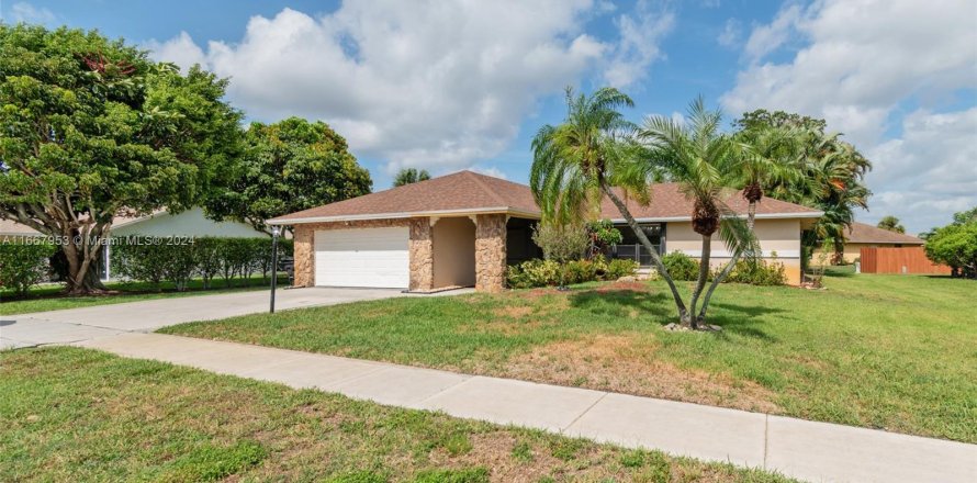 Casa en Lake Worth, Florida 3 dormitorios, 135.27 m2 № 1388152