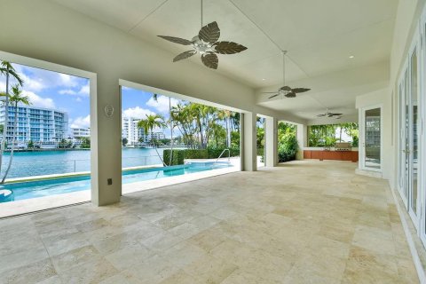 Casa en venta en Bal Harbour, Florida, 4 dormitorios, 633.87 m2 № 705391 - foto 12