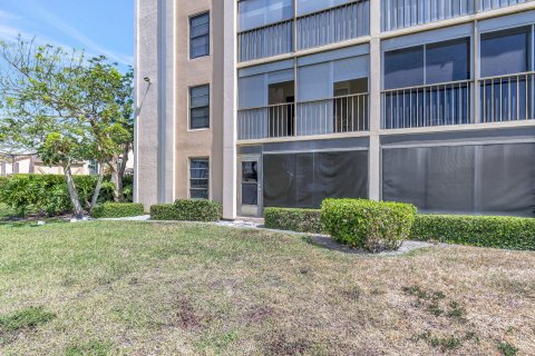 Condo in Delray Beach, Florida, 2 bedrooms  № 1172894 - photo 9