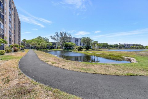 Copropriété à vendre à Delray Beach, Floride: 2 chambres, 114.27 m2 № 1172894 - photo 6