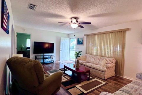 Casa en venta en Summerfield, Florida, 2 dormitorios, 120.4 m2 № 1394495 - foto 14