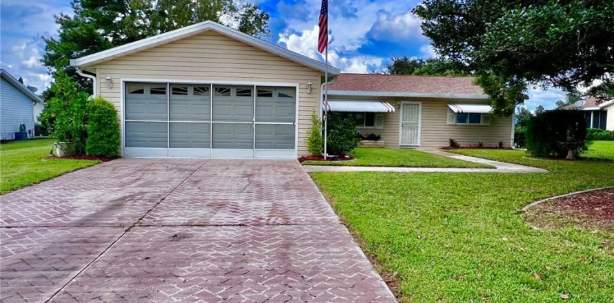 Casa en Summerfield, Florida 2 dormitorios, 120.4 m2 № 1394495