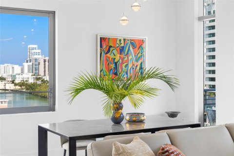 Copropriété à vendre à Miami Beach, Floride: 3 chambres, 172.98 m2 № 1386087 - photo 16