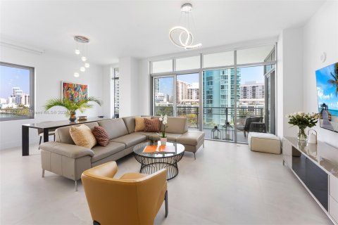 Copropriété à vendre à Miami Beach, Floride: 3 chambres, 172.98 m2 № 1386087 - photo 1