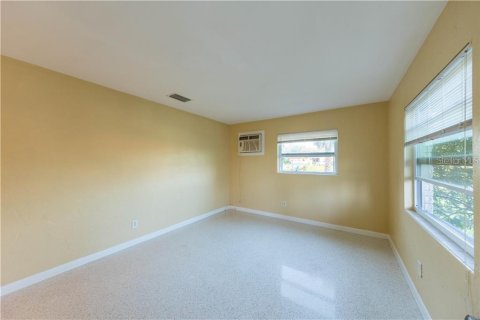 Appartement à louer à Largo, Floride: 1 chambre, 57.97 m2 № 1355874 - photo 4