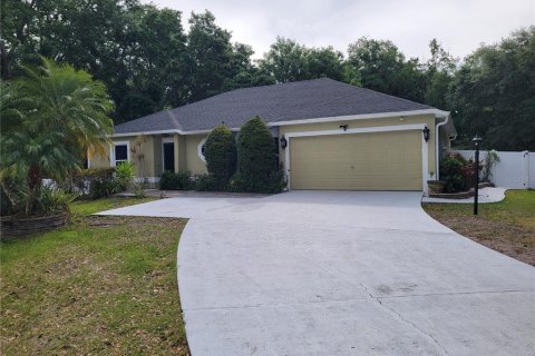 House in Kissimmee, Florida 3 bedrooms, 142.7 sq.m. № 1355808 - photo 1