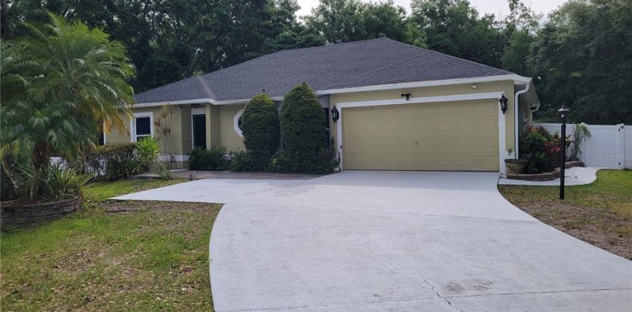 House in Kissimmee, Florida 3 bedrooms, 142.7 sq.m. № 1355808