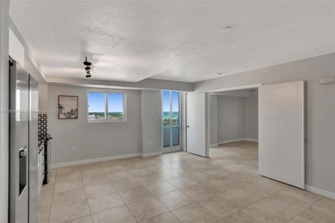 Copropriété à vendre à Miami Beach, Floride: 1 chambre, 55.09 m2 № 1356975 - photo 7