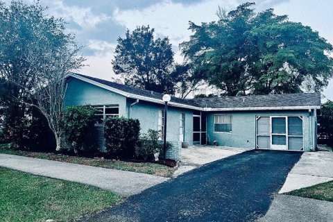 Villa ou maison à vendre à Lake Worth, Floride: 2 chambres, 123.1 m2 № 1142305 - photo 10