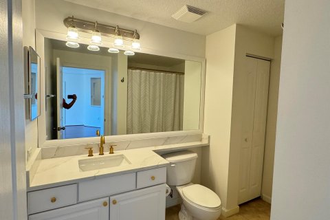 Condo in Palm Beach Gardens, Florida, 2 bedrooms  № 1142304 - photo 15