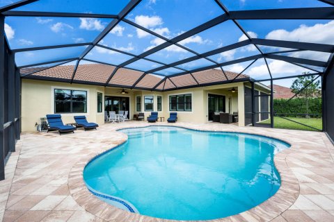 Casa en venta en Palm City, Florida, 4 dormitorios, 284 m2 № 1221299 - foto 28