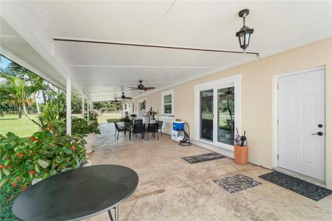 Casa en venta en Homestead, Florida, 3 dormitorios, 191.75 m2 № 616873 - foto 10