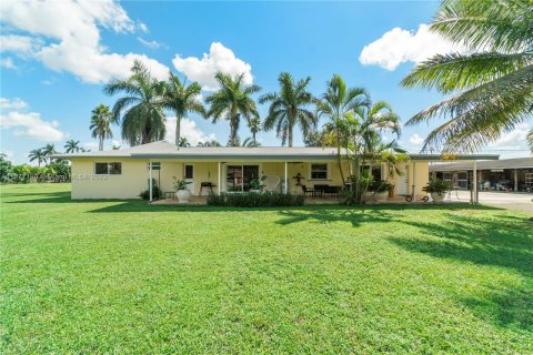 Casa en venta en Homestead, Florida, 3 dormitorios, 191.75 m2 № 616873 - foto 11